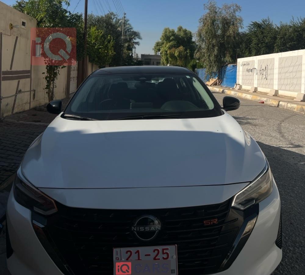 نیسان سێنترا